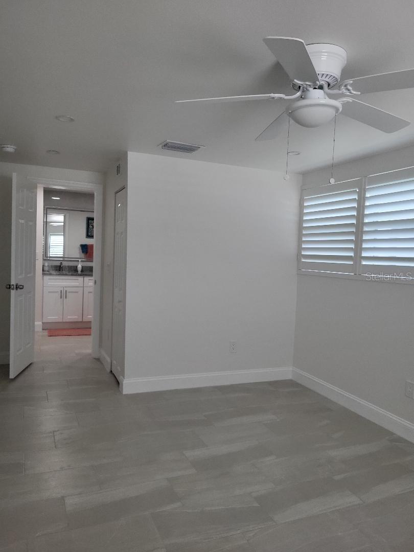 828 BLUE HERON BLVD — photo 12
