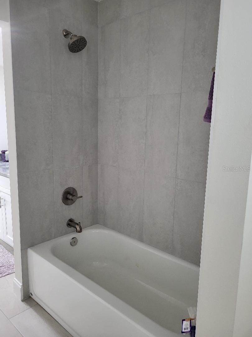 828 BLUE HERON BLVD — photo 26