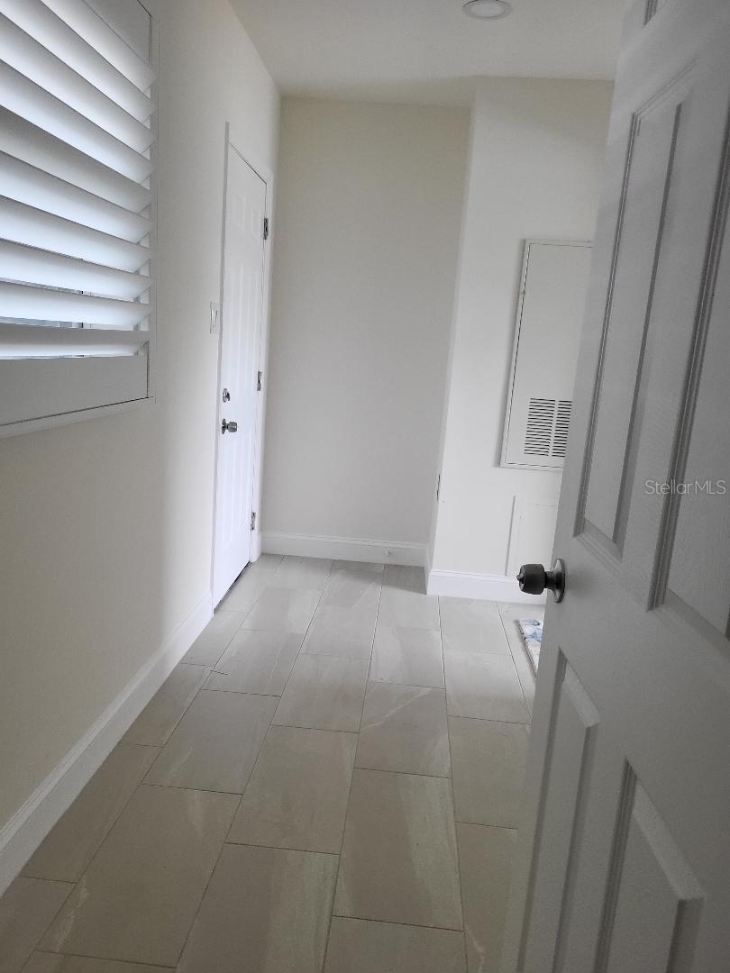 828 BLUE HERON BLVD — photo 17