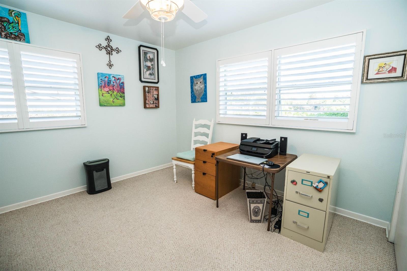 828 BLUE HERON BLVD — photo 27