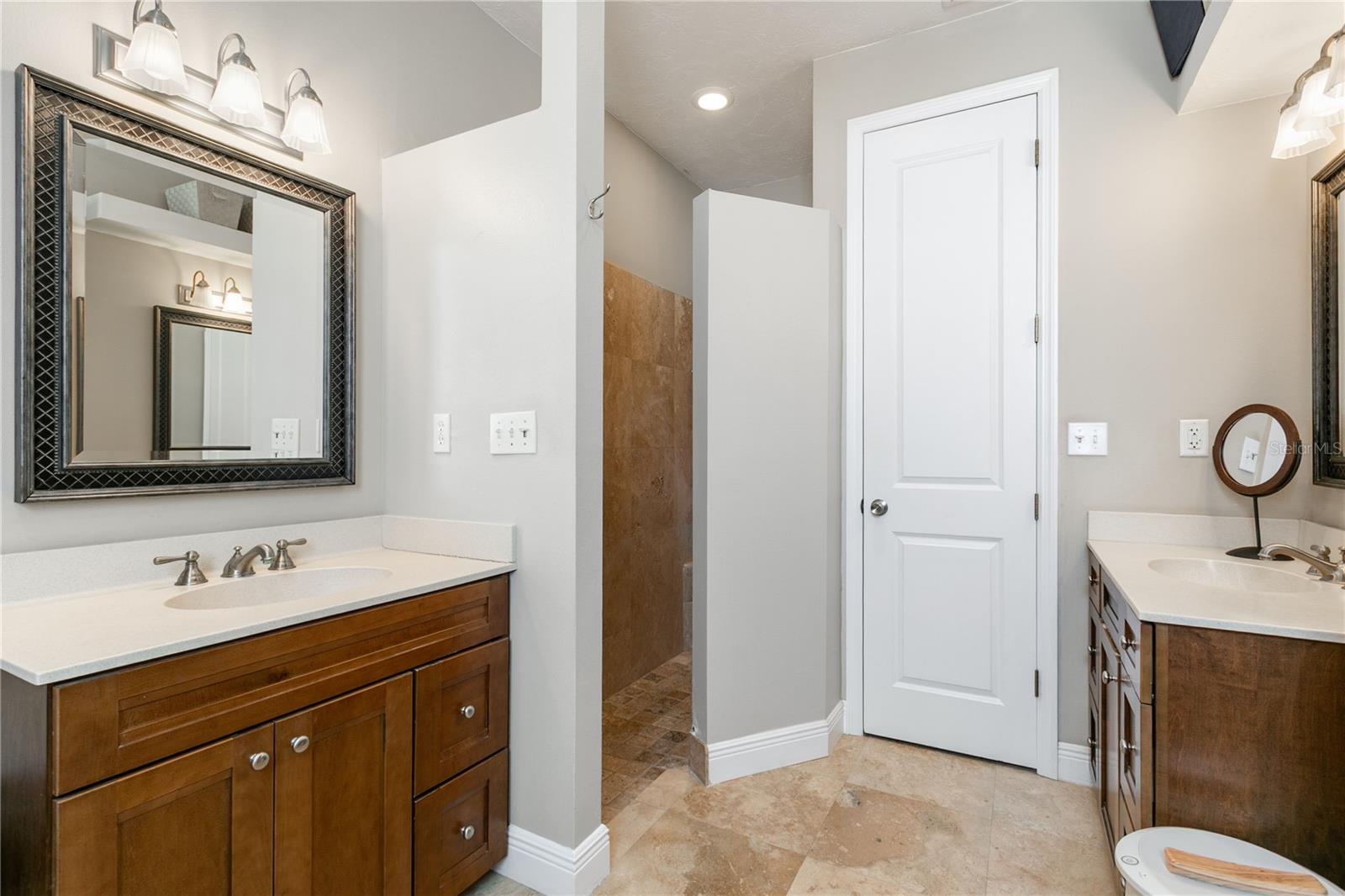 601 HAMLIN ST — photo 9