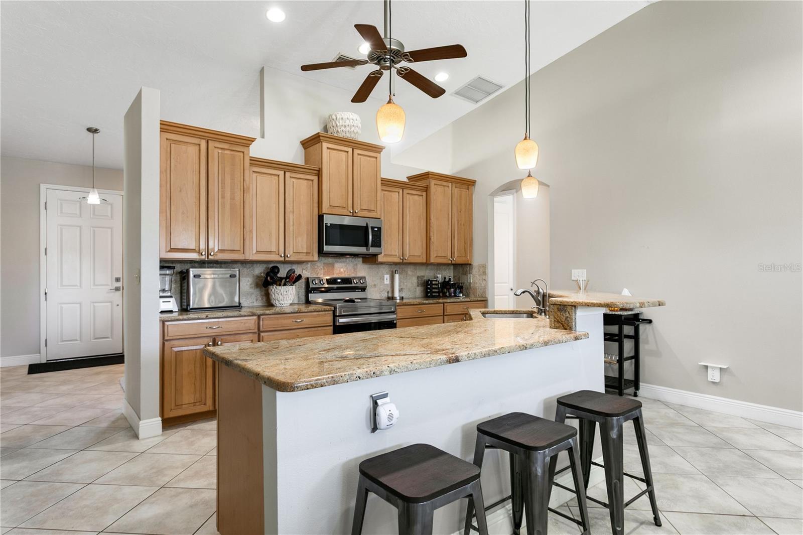 601 HAMLIN ST — photo 5