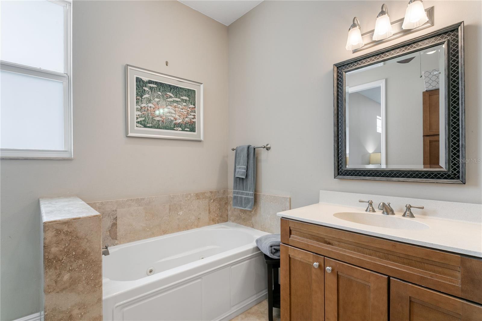 601 HAMLIN ST — photo 8