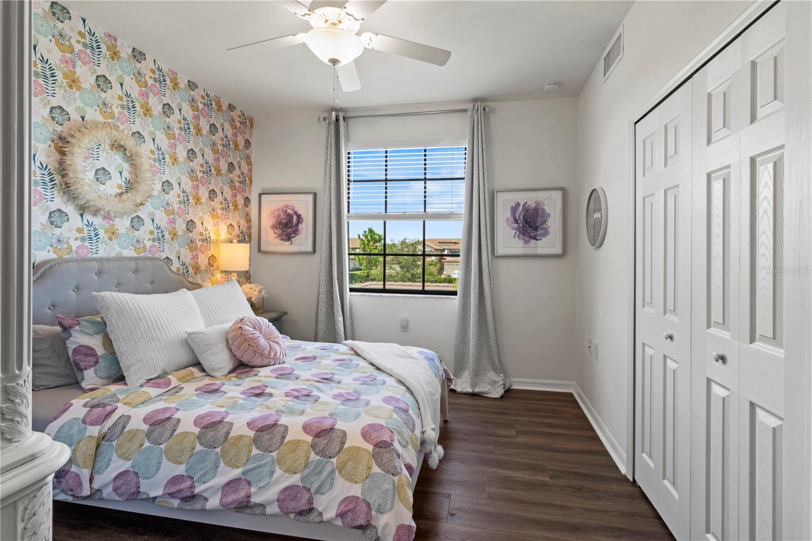 17724 GAWTHROP DR #208 — photo 38