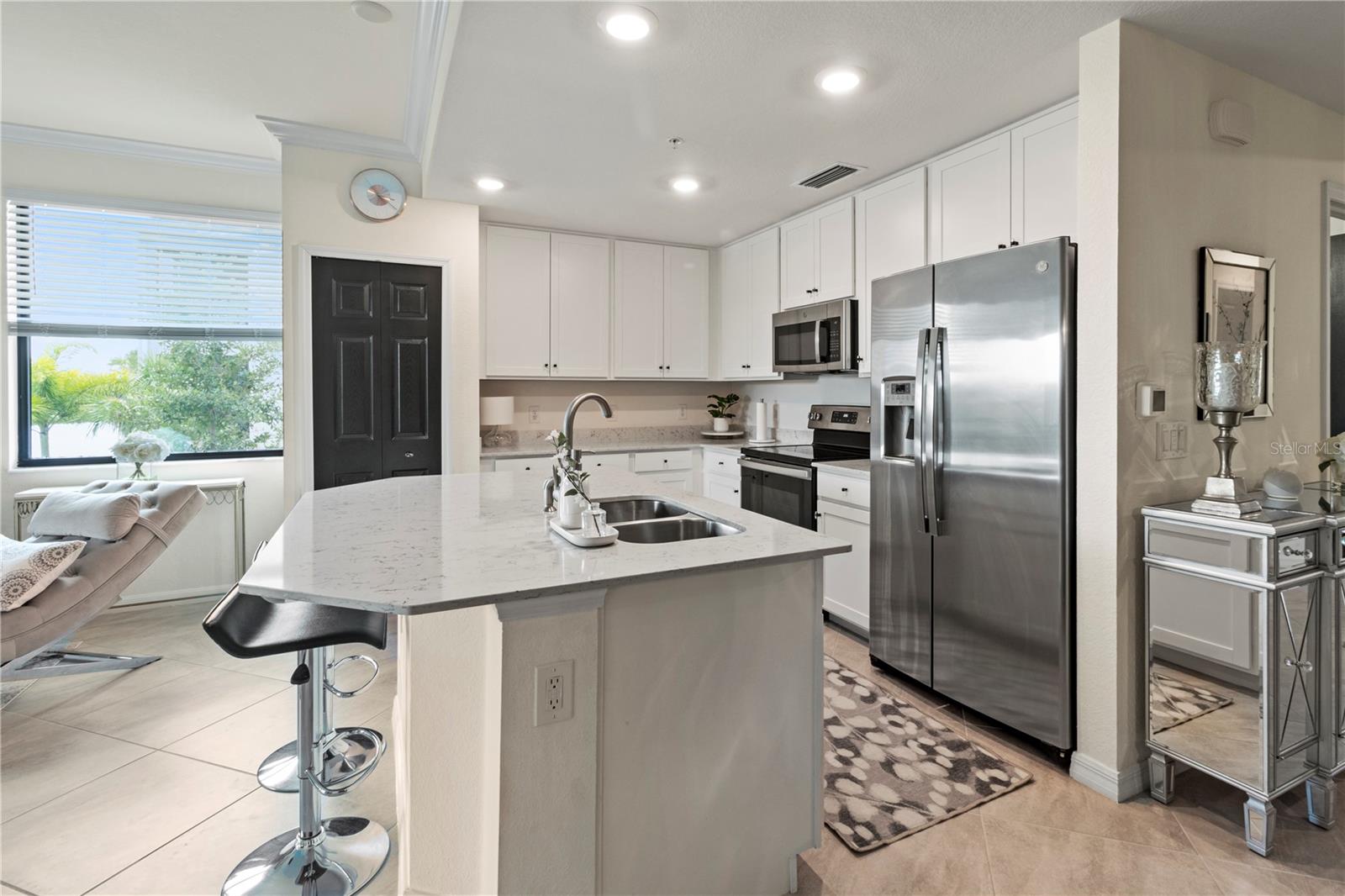 17724 GAWTHROP DR #208 — photo 16
