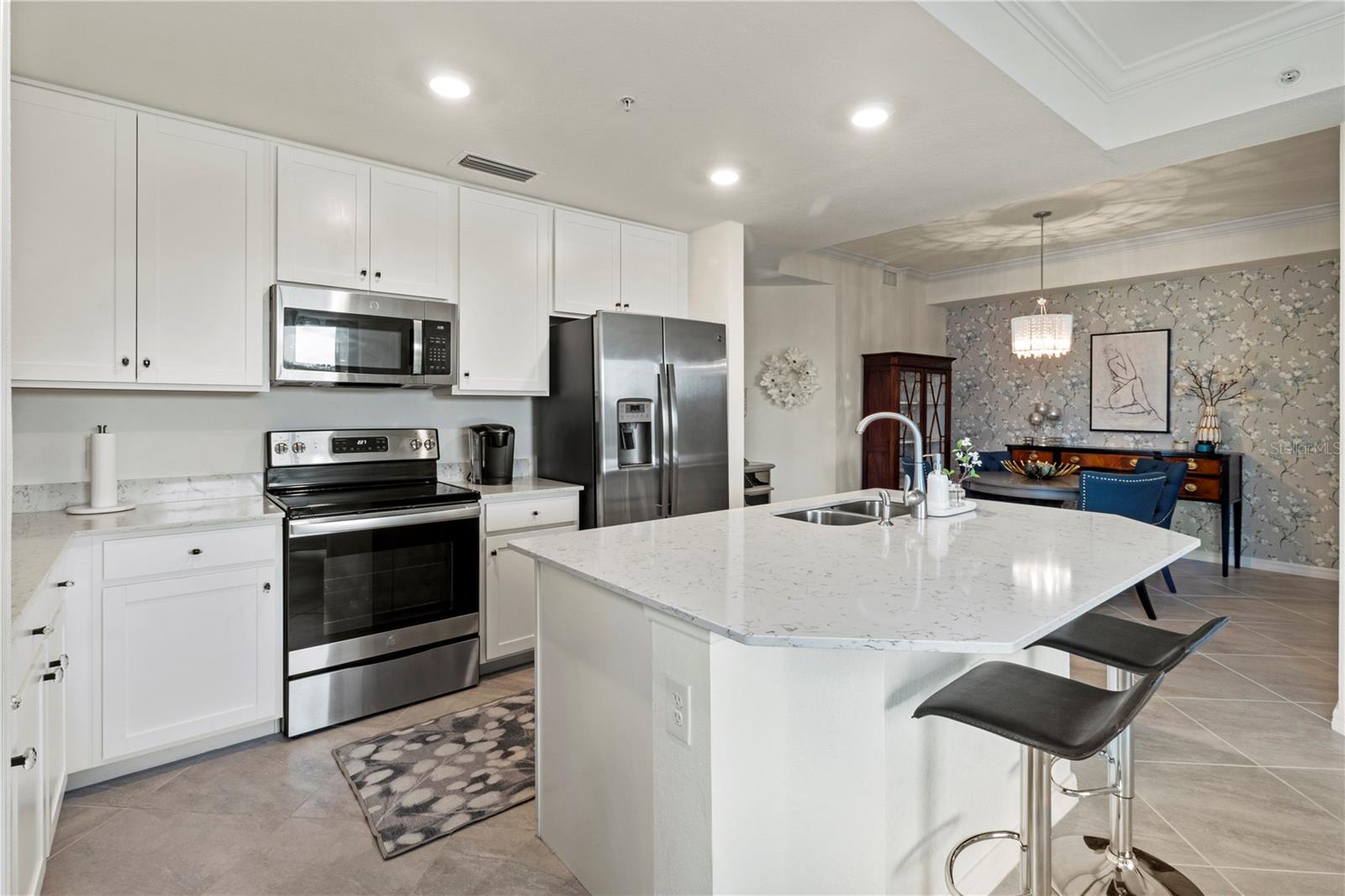17724 GAWTHROP DR #208 — photo 17