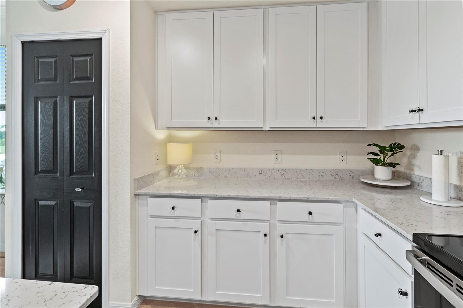 17724 GAWTHROP DR #208 — photo 18