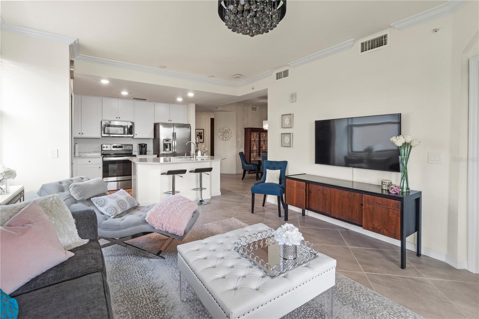 17724 GAWTHROP DR #208 — photo 23