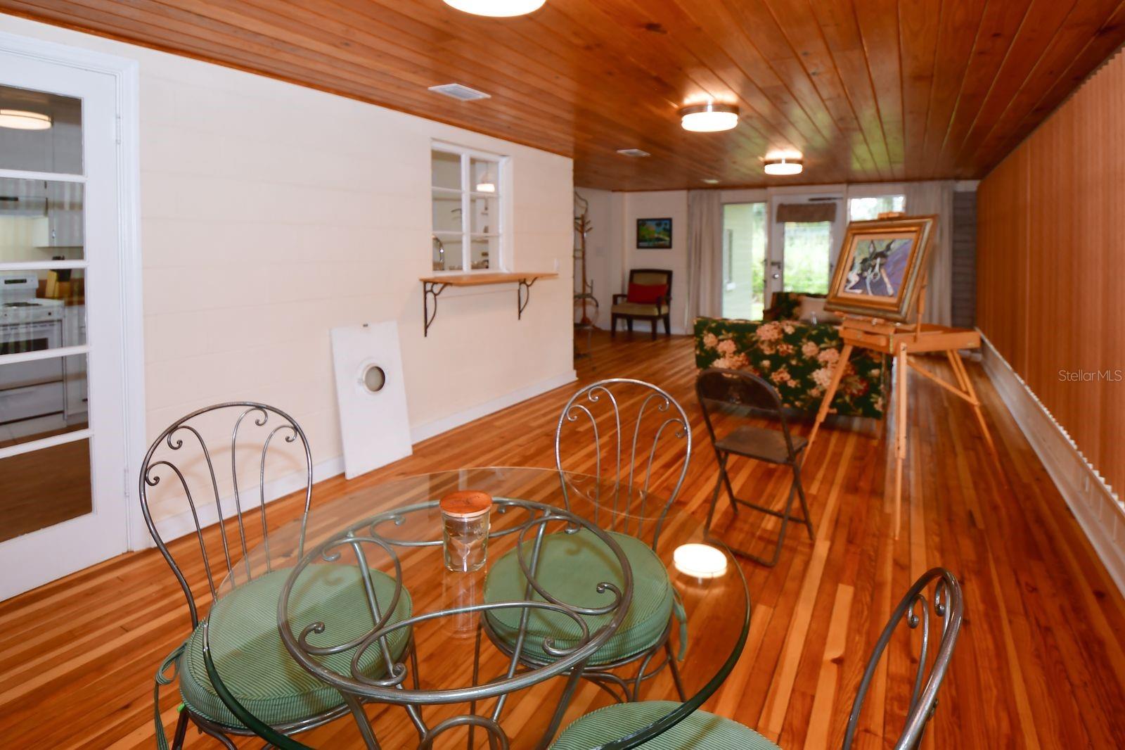 160 BAYSHORE DR — photo 48