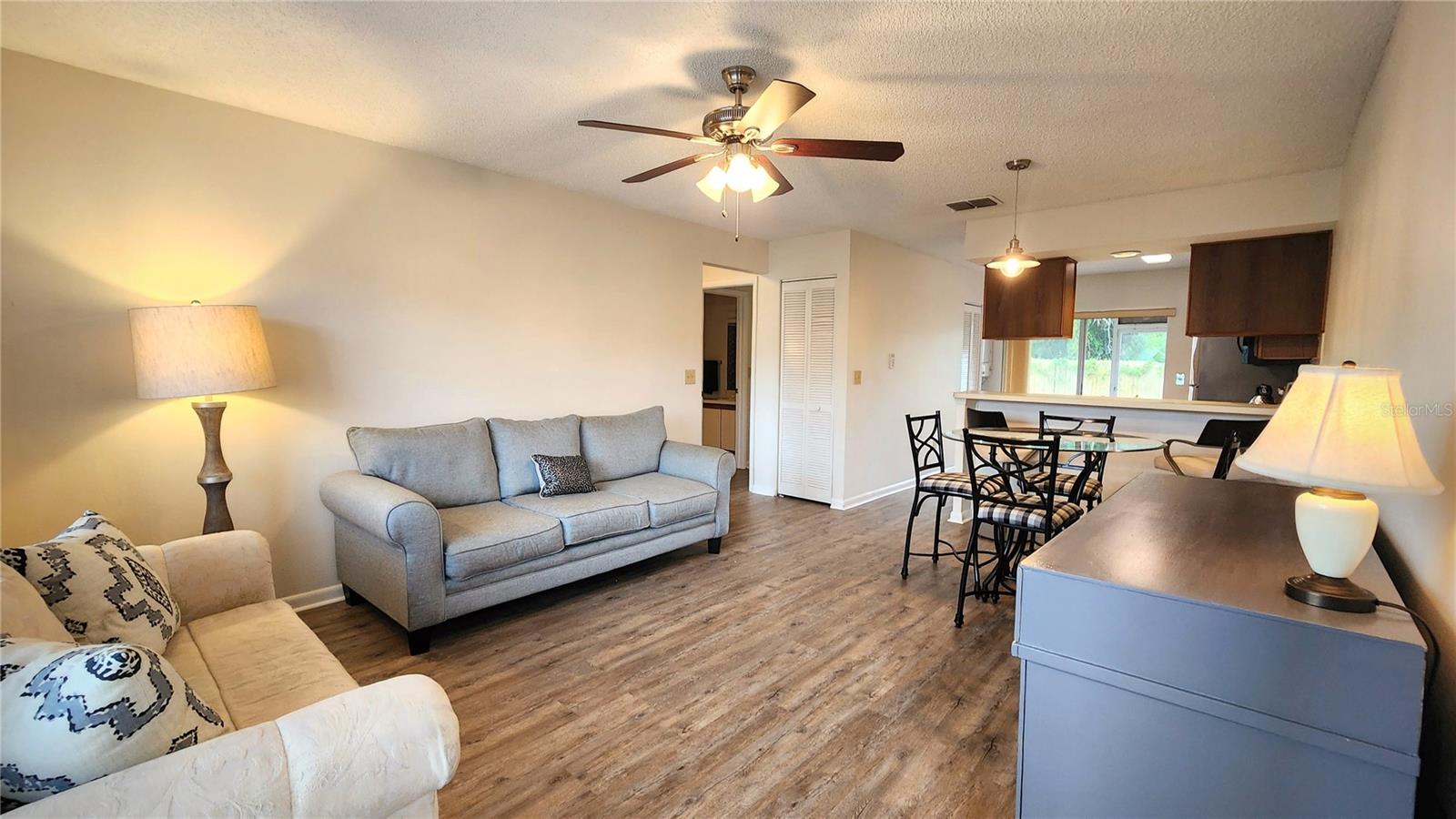 6440 SPRING FLOWER DR #14 — photo 4
