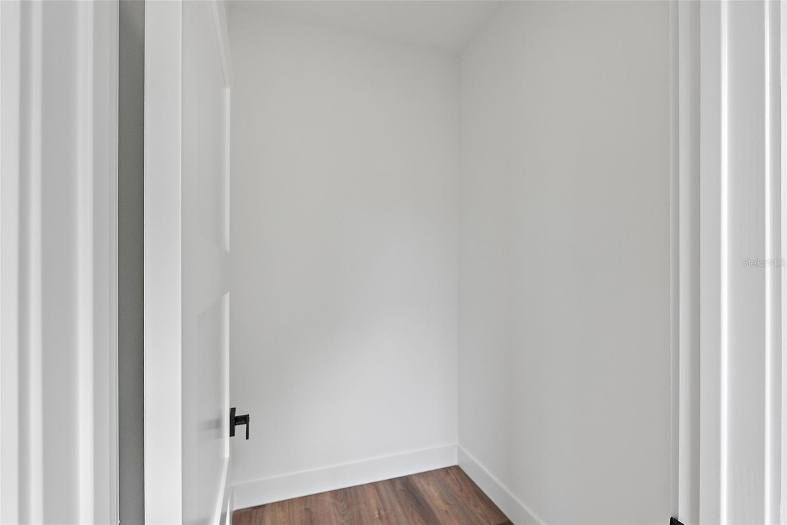 5941 MANGROVE ST N — photo 23