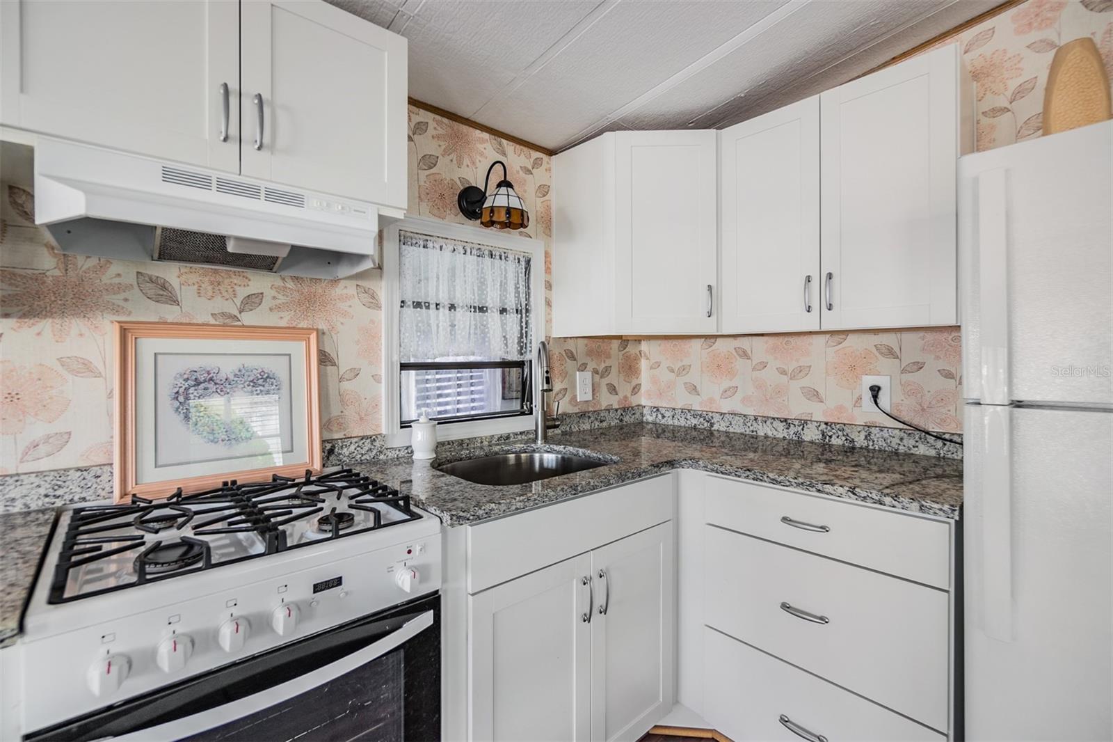 39334 MAHER DR — photo 13