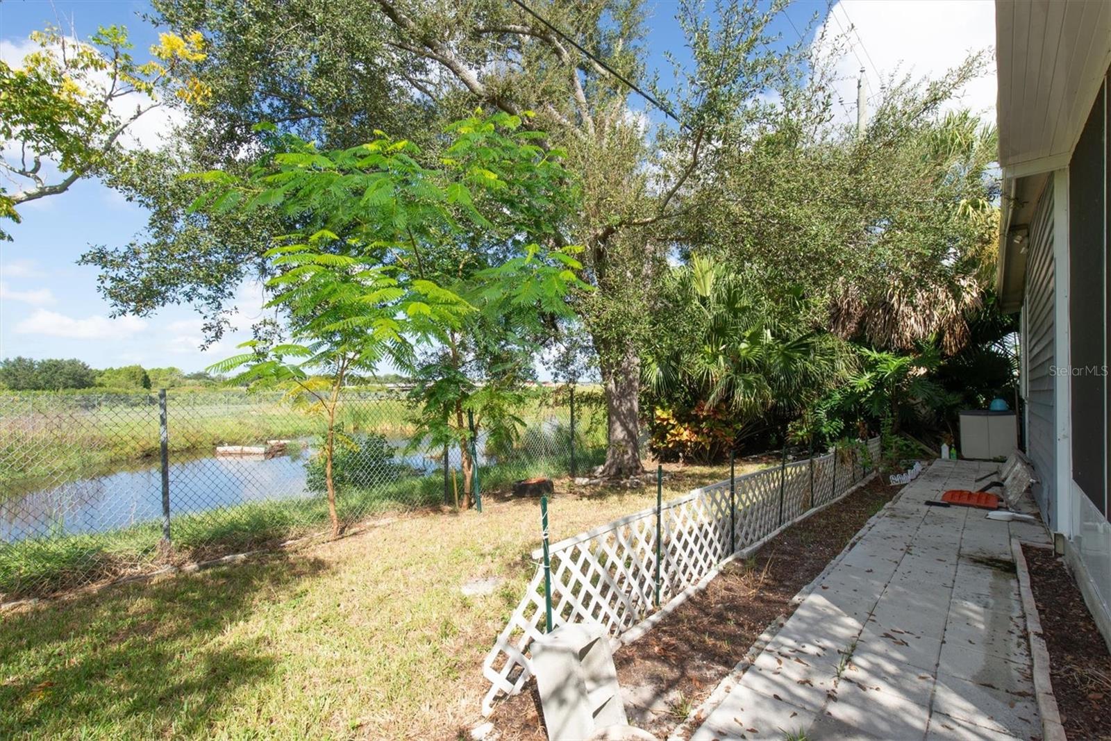 347 CANAL WAY — photo 32