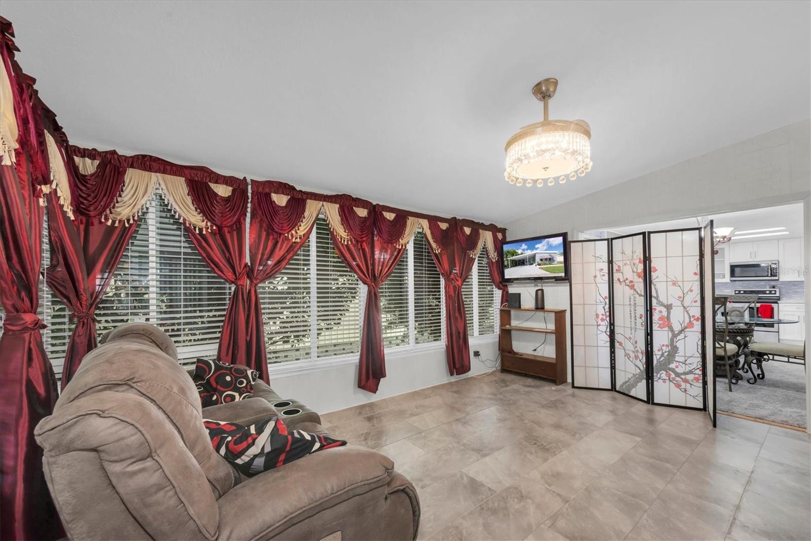 347 CANAL WAY — photo 8