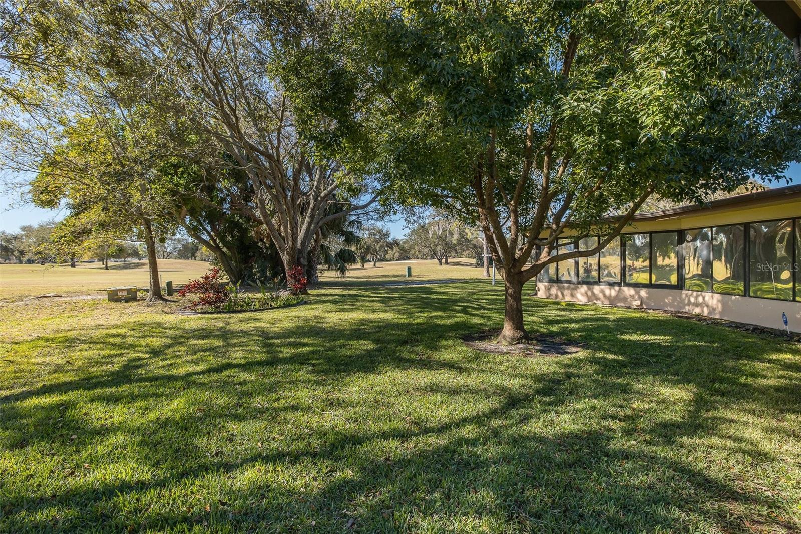 2721 NORTHRIDGE DR E — photo 20