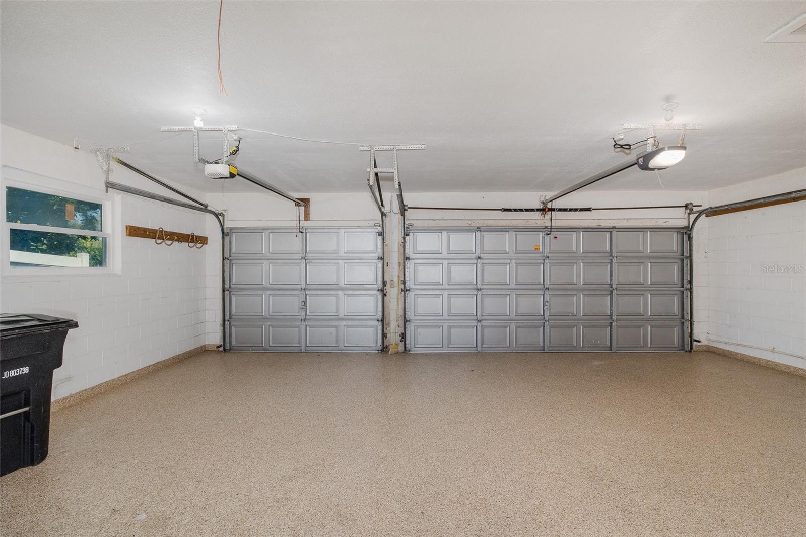 2721 NORTHRIDGE DR E — photo 16
