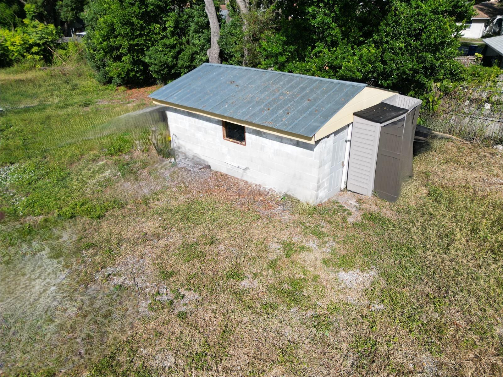 4155 PINE HAVEN RD — photo 10