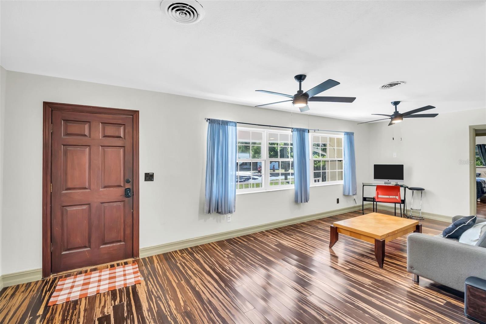 1182 NORWOOD AVE — photo 22
