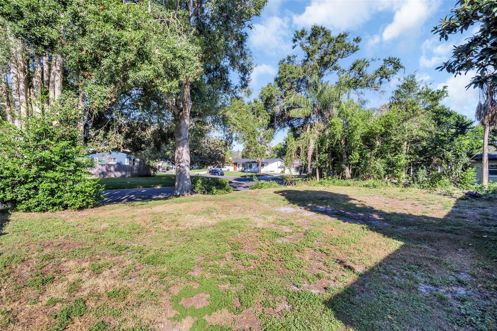 1182 NORWOOD AVE — photo 48