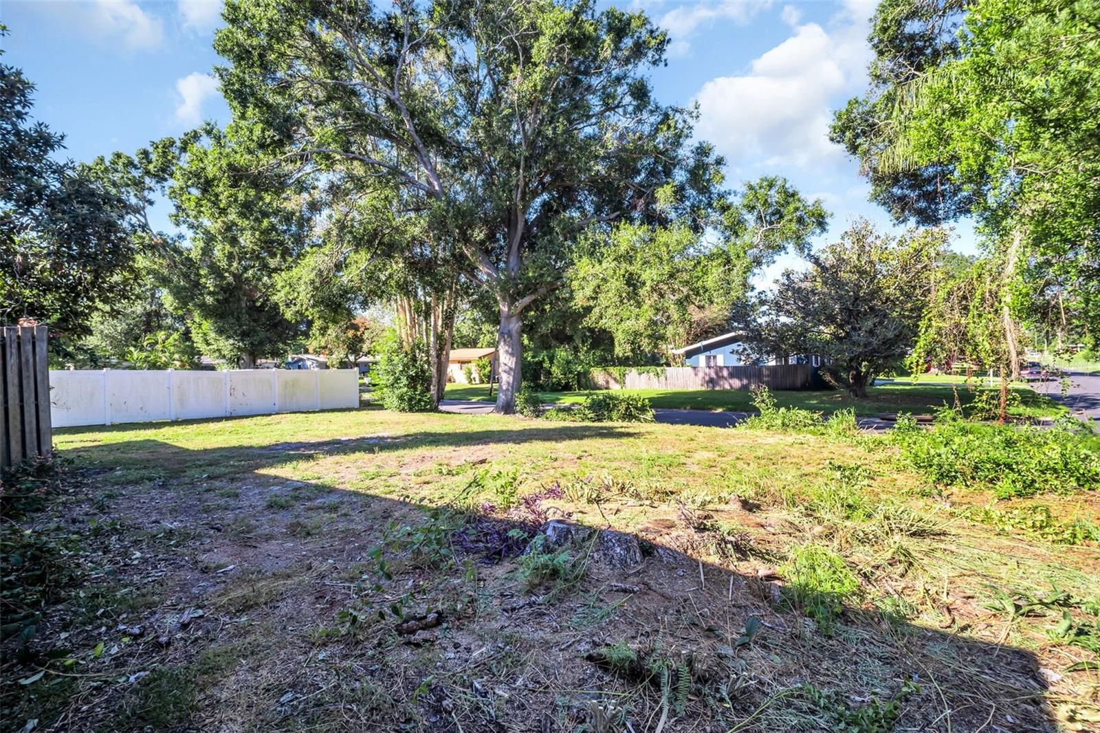 1182 NORWOOD AVE — photo 41