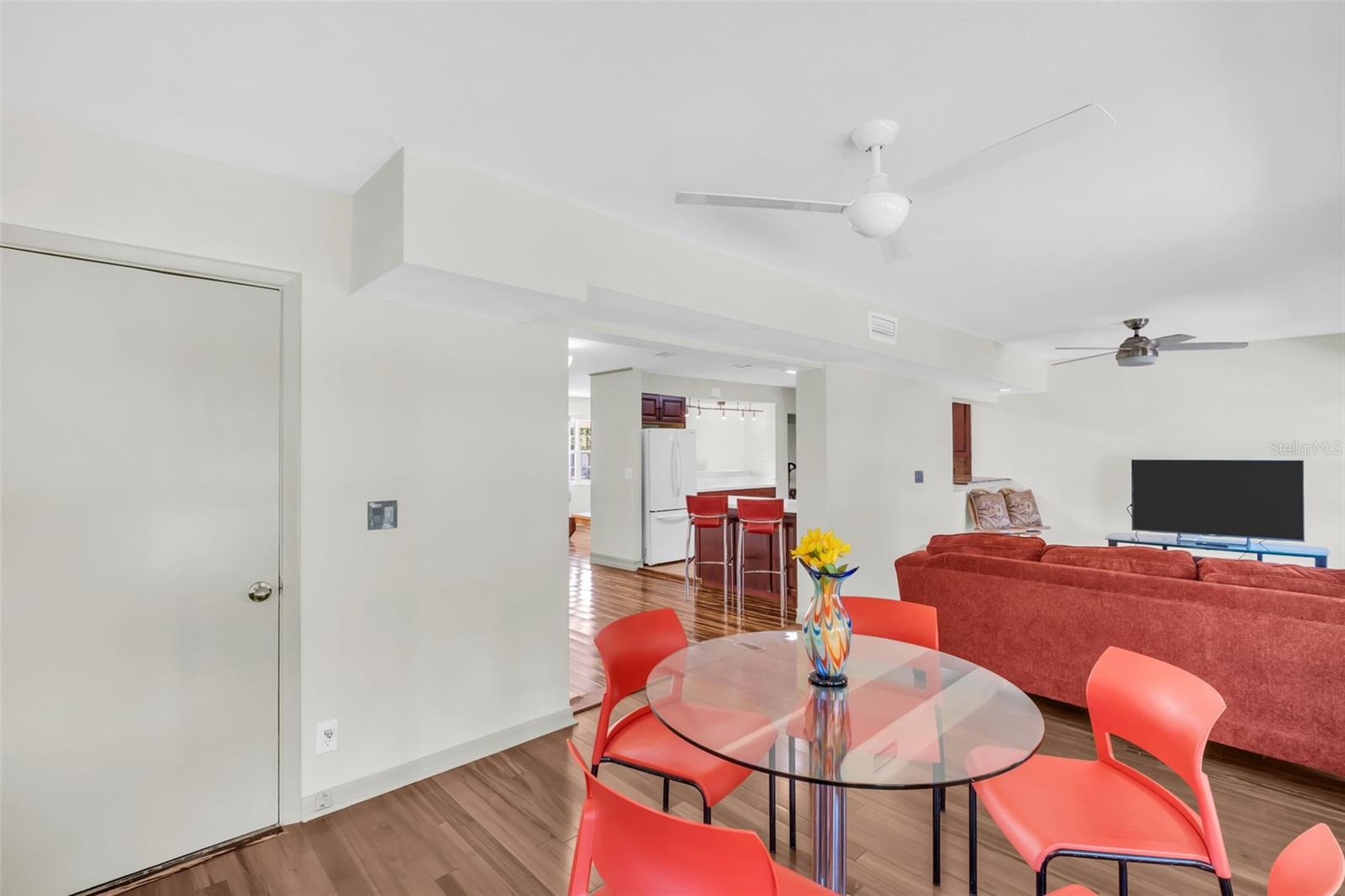 1182 NORWOOD AVE — photo 36