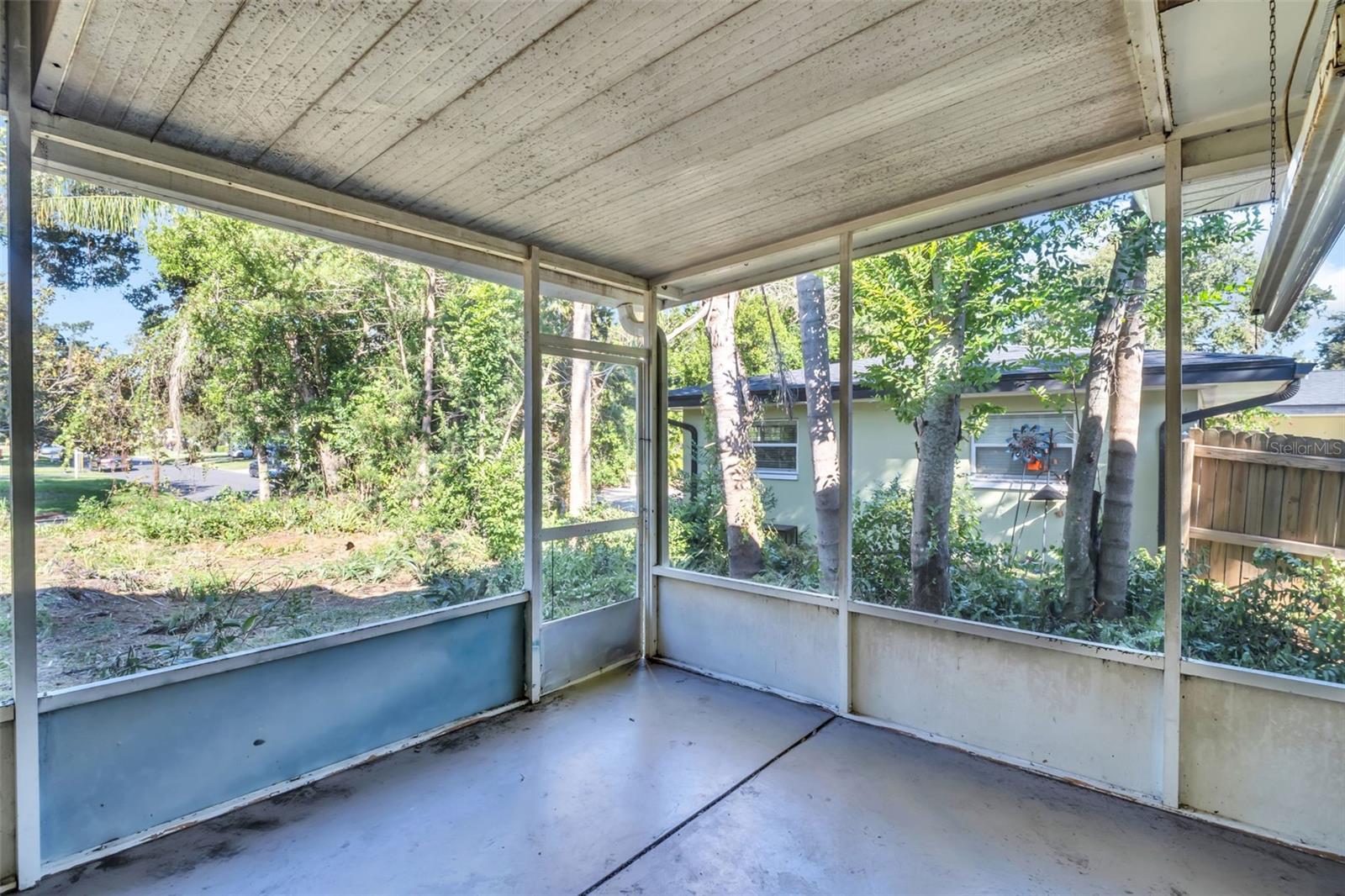 1182 NORWOOD AVE — photo 38