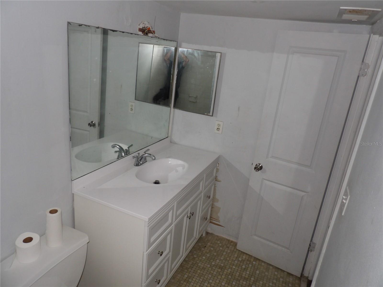 8602 CHAMPLAIN #87 — photo 12