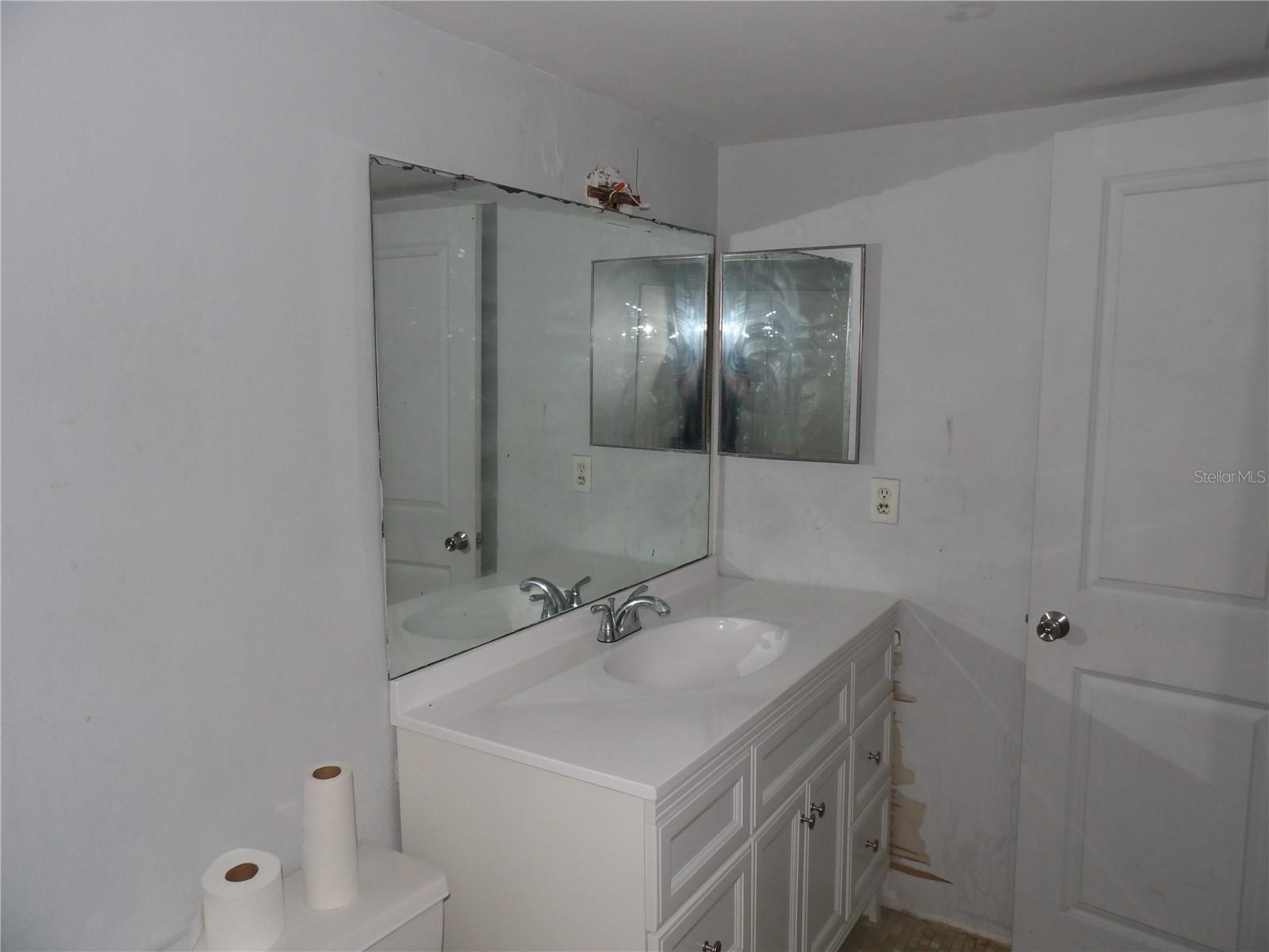 8602 CHAMPLAIN #87 — photo 10