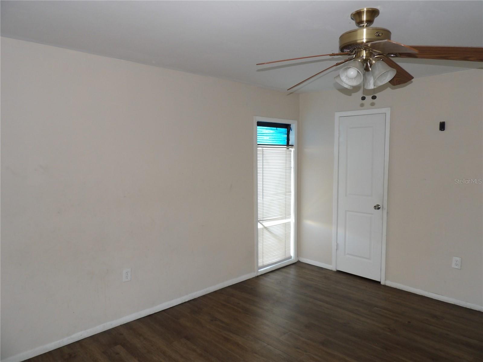 8602 CHAMPLAIN #87 — photo 8