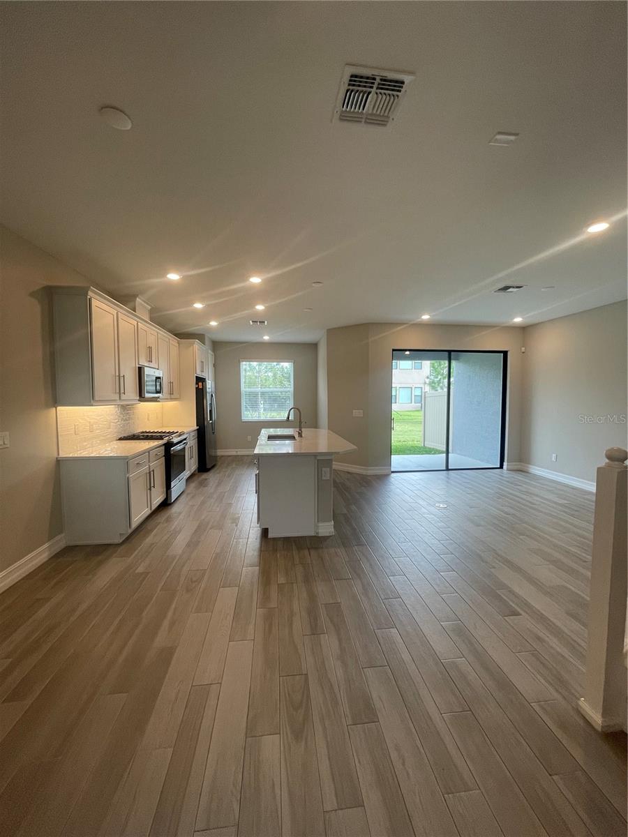 4596 ALMADA LN — photo 4
