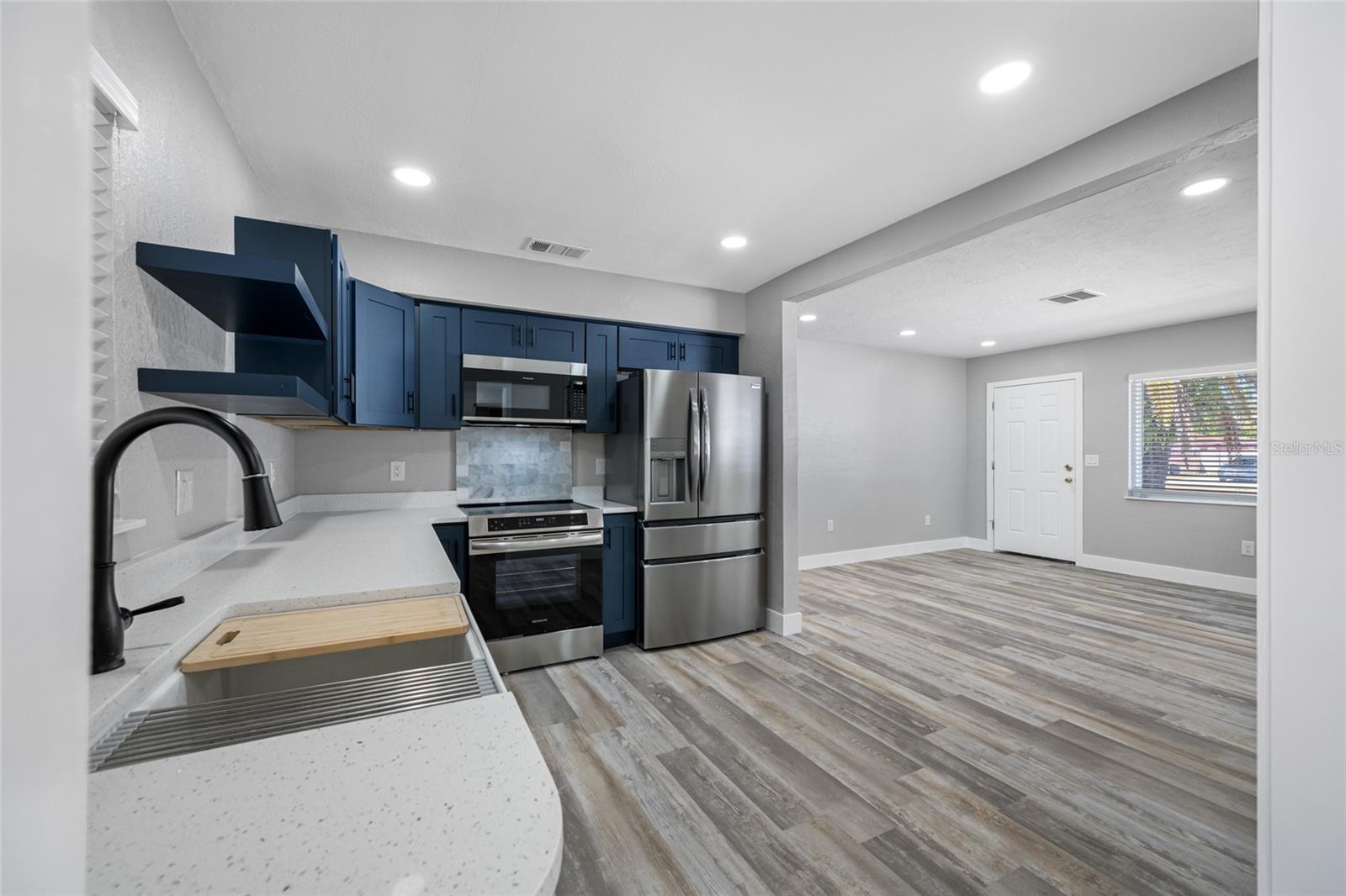 340 79TH AVE — photo 8