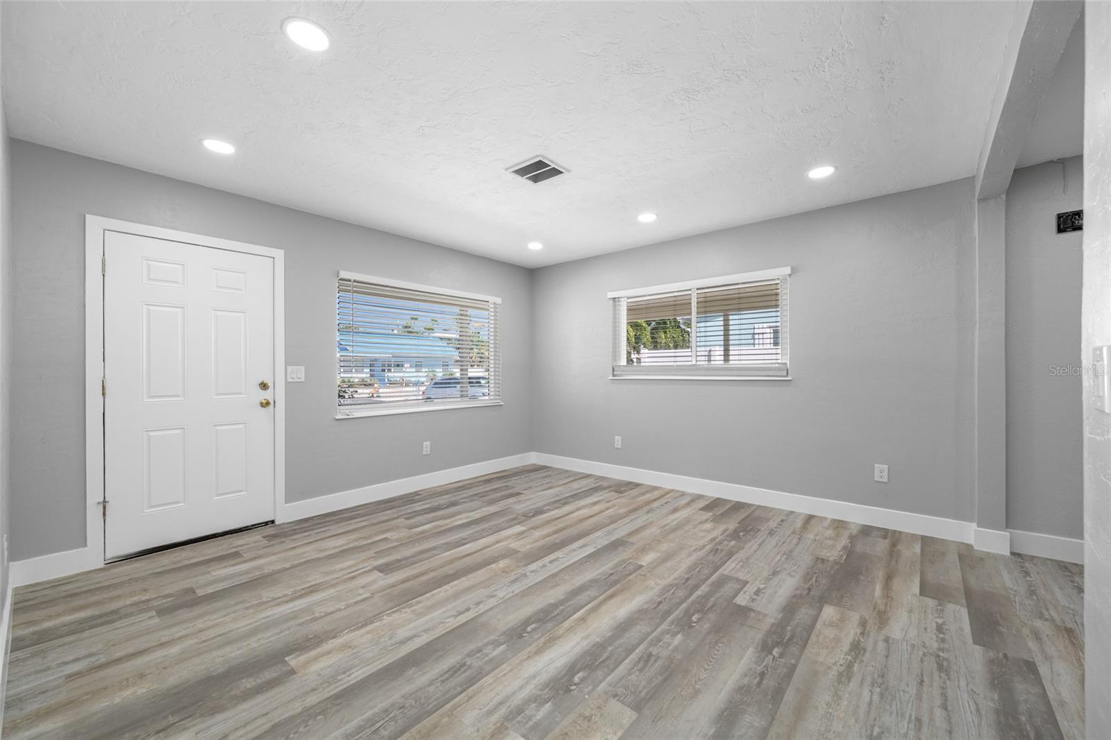 340 79TH AVE — photo 5