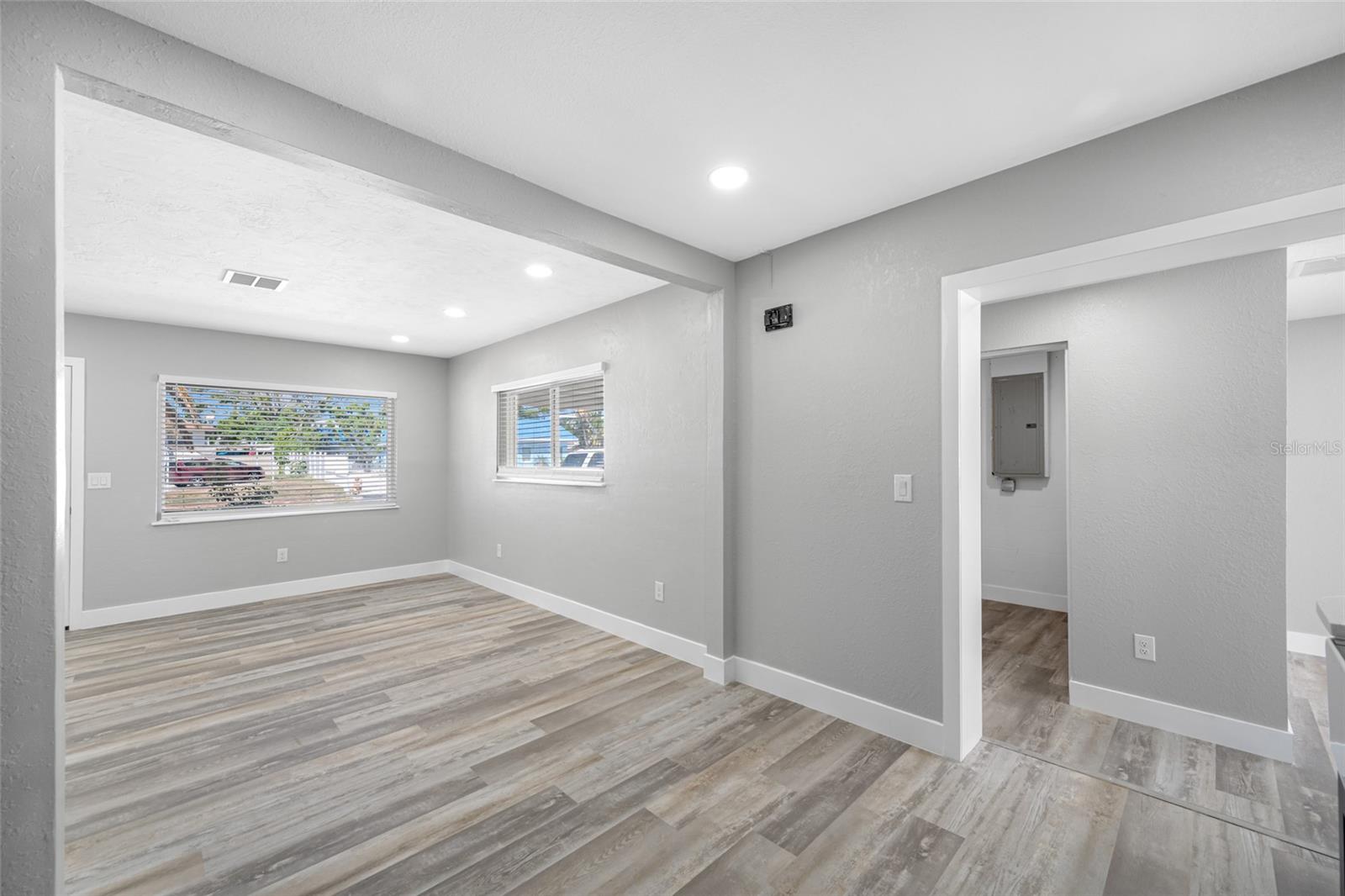 340 79TH AVE — photo 7