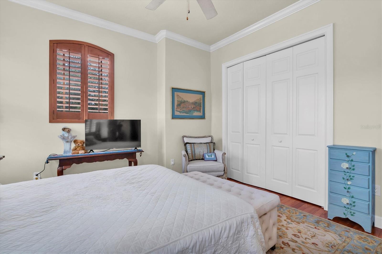 2861 ROEHAMPTON CLOSE — photo 49