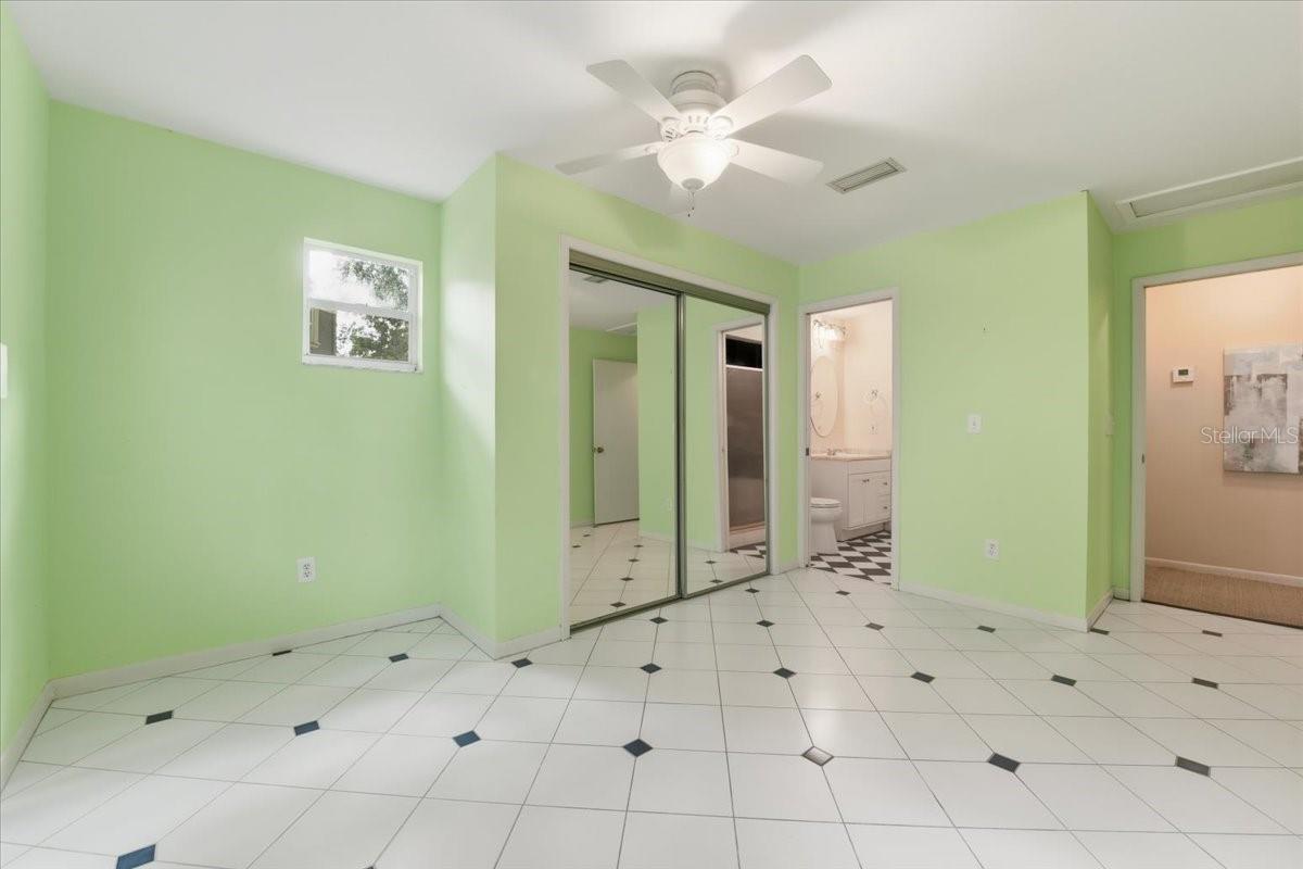 2713 CHAMBRAY LN — photo 32