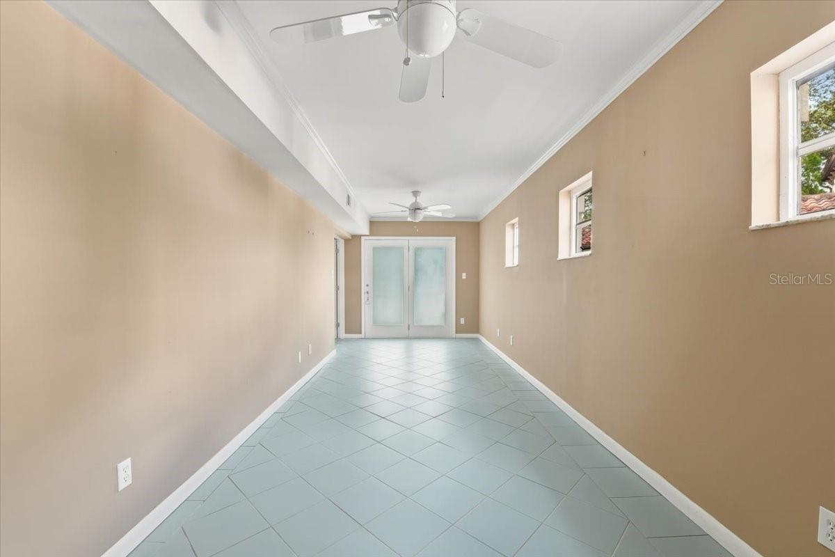 2713 CHAMBRAY LN — photo 39