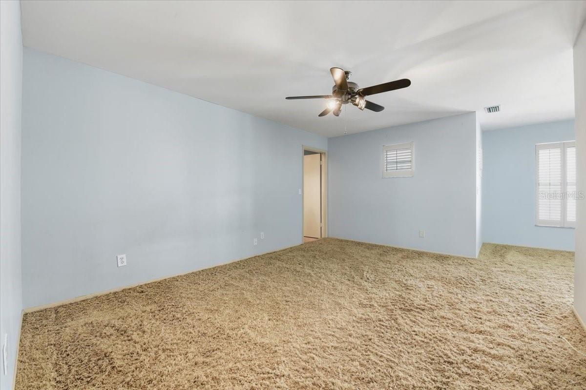 2713 CHAMBRAY LN — photo 40