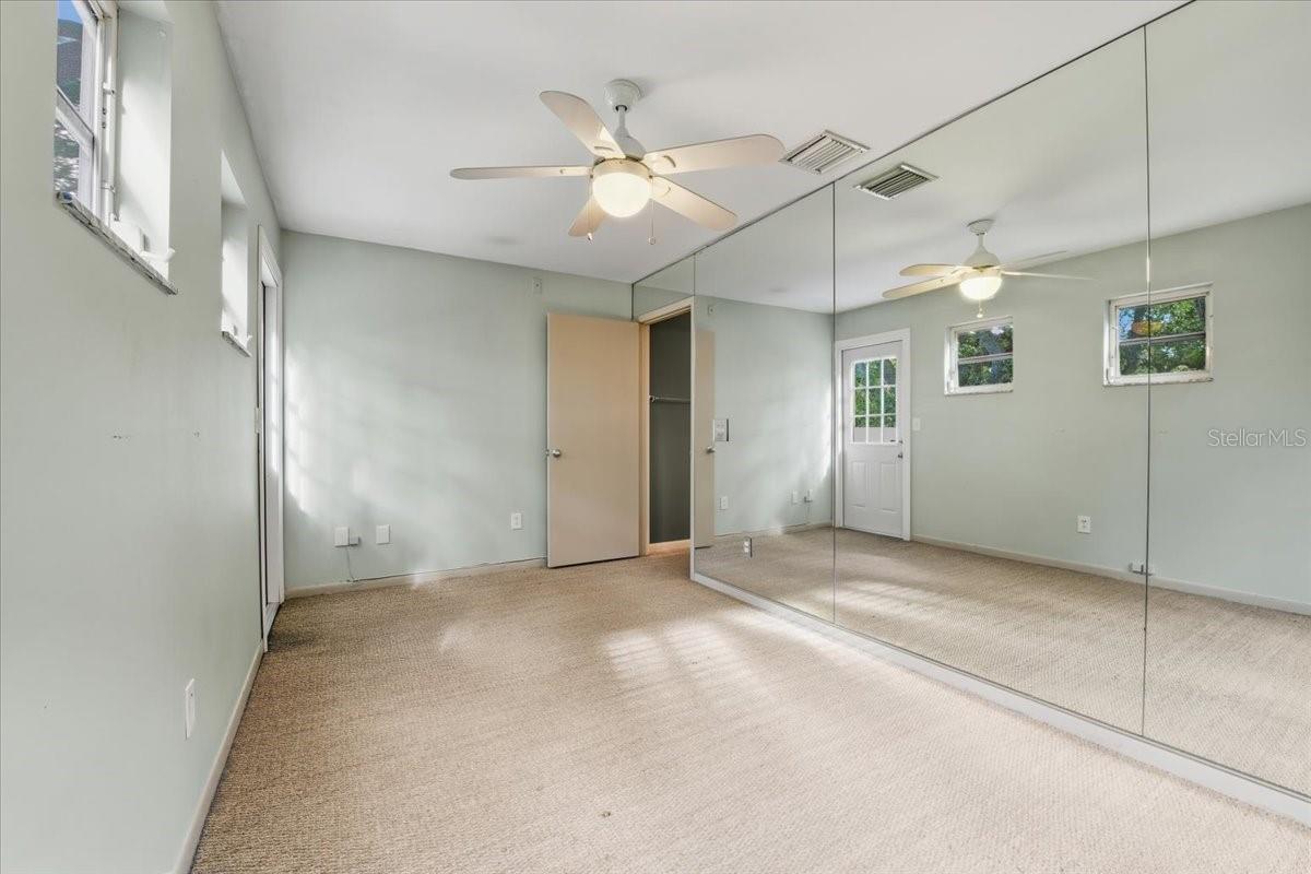 2713 CHAMBRAY LN — photo 26
