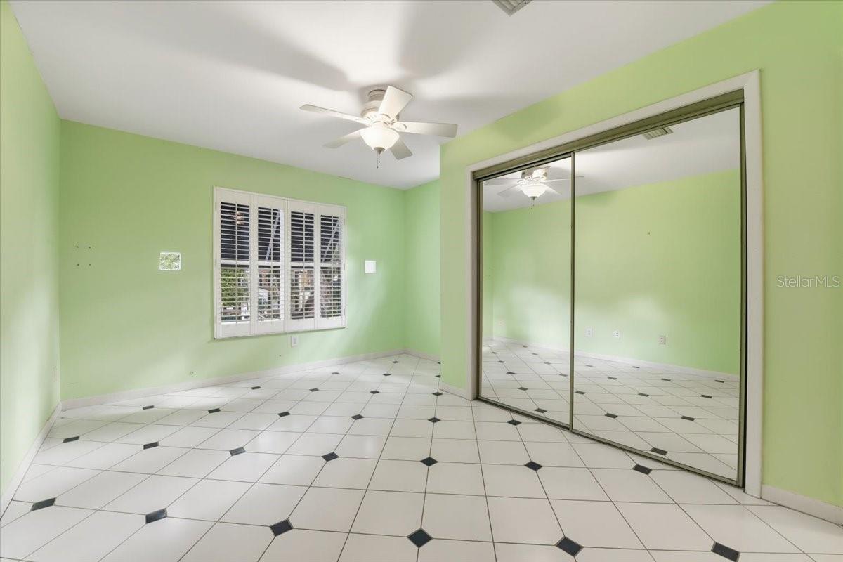 2713 CHAMBRAY LN — photo 33