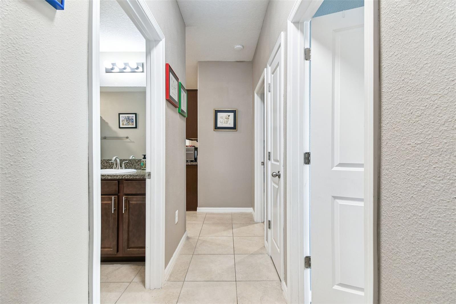 10112 ROSEMARY LEAF LN — photo 29