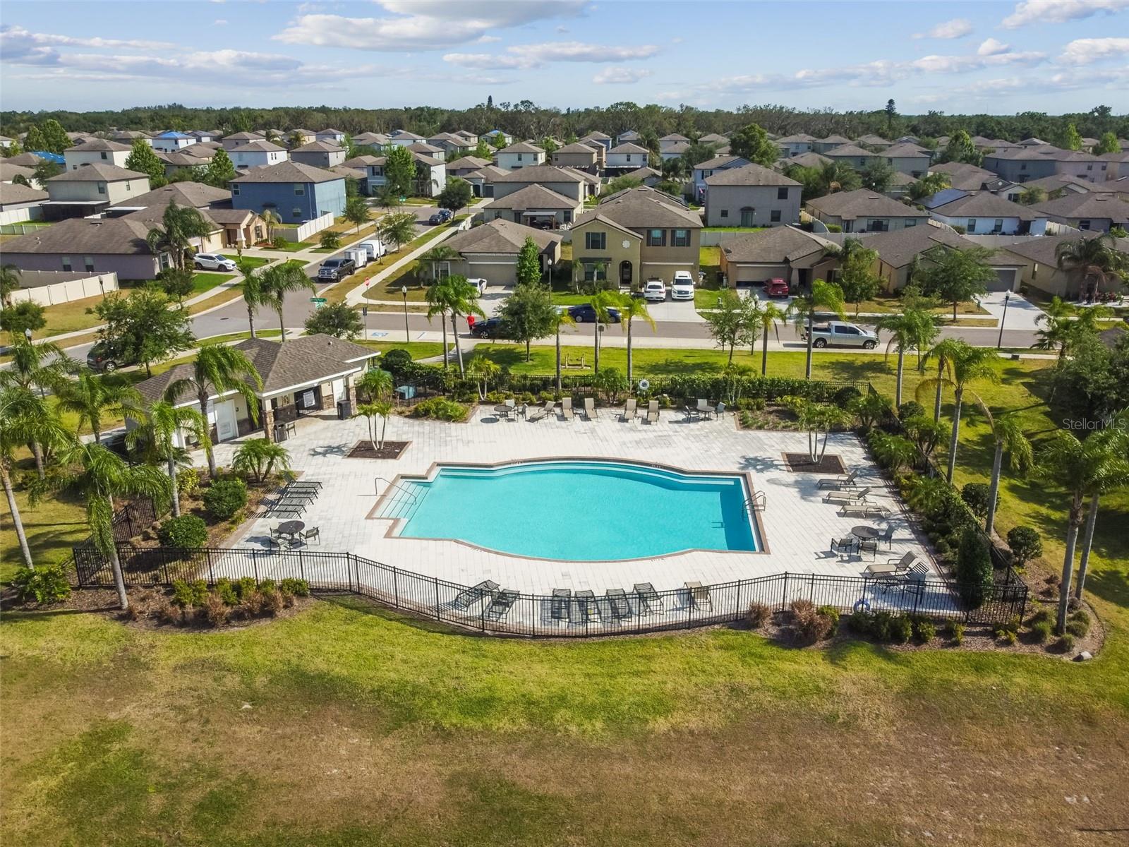 10112 ROSEMARY LEAF LN — photo 43