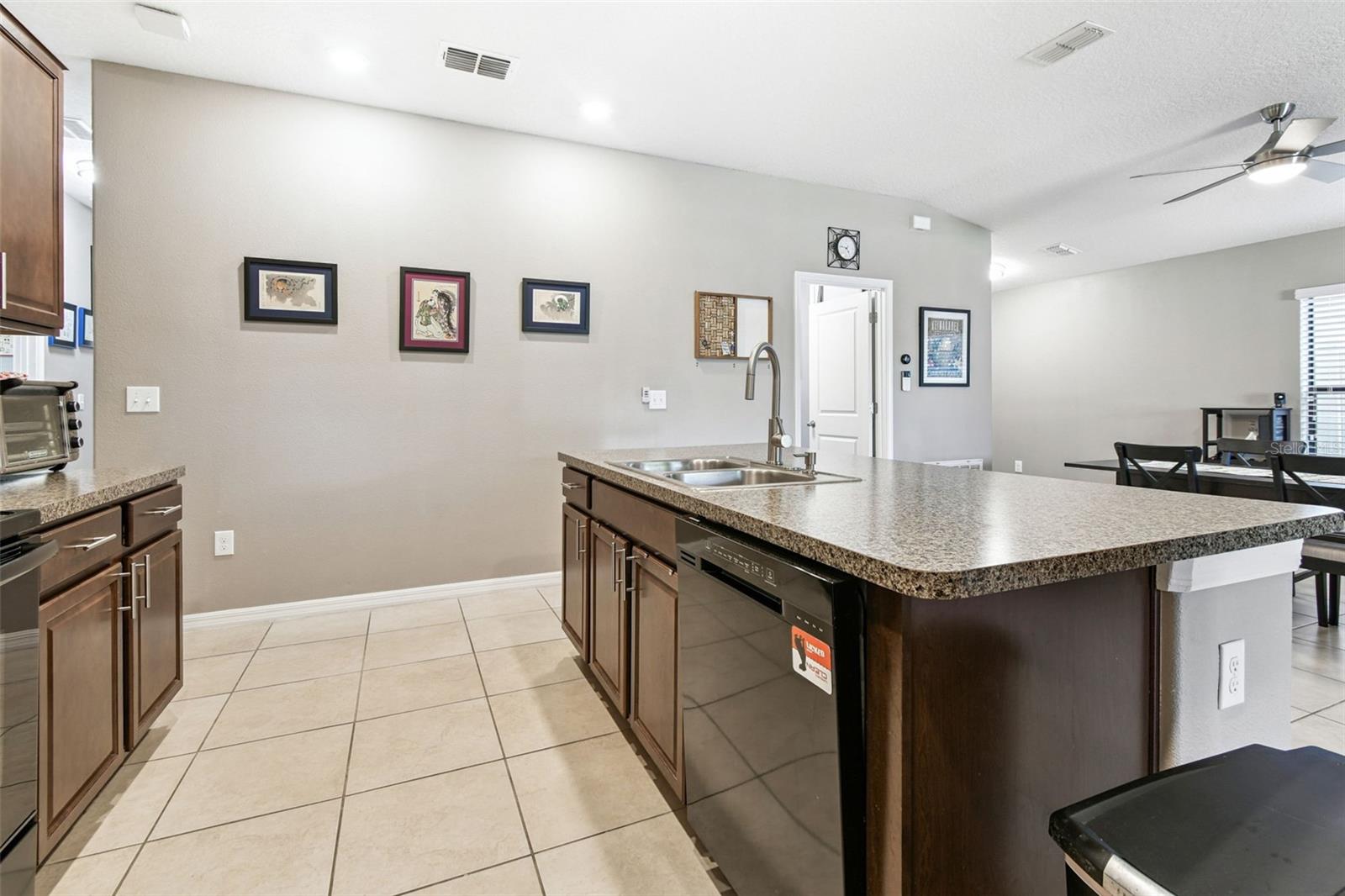 10112 ROSEMARY LEAF LN — photo 15