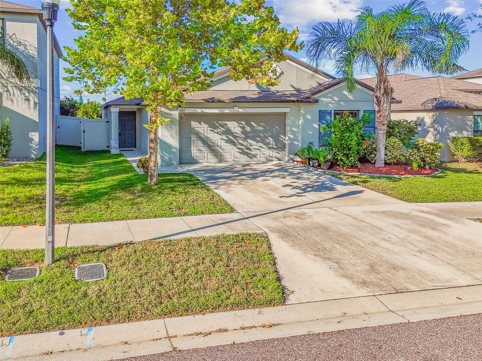 10112 ROSEMARY LEAF LN — photo 36