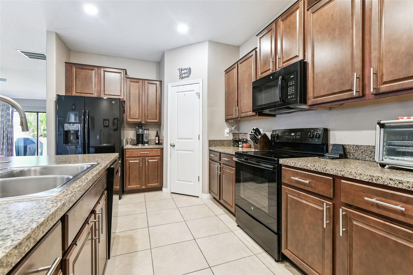 10112 ROSEMARY LEAF LN — photo 12