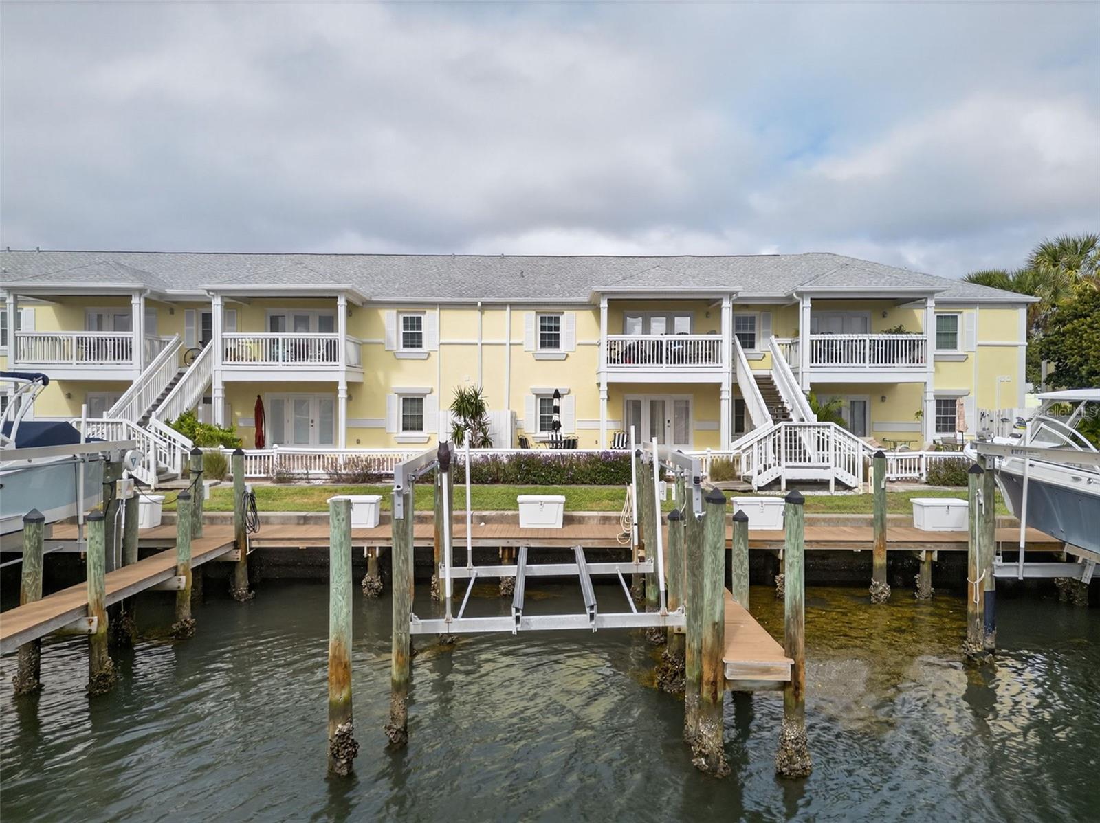 4924 BEACH DR SE #F — photo 21