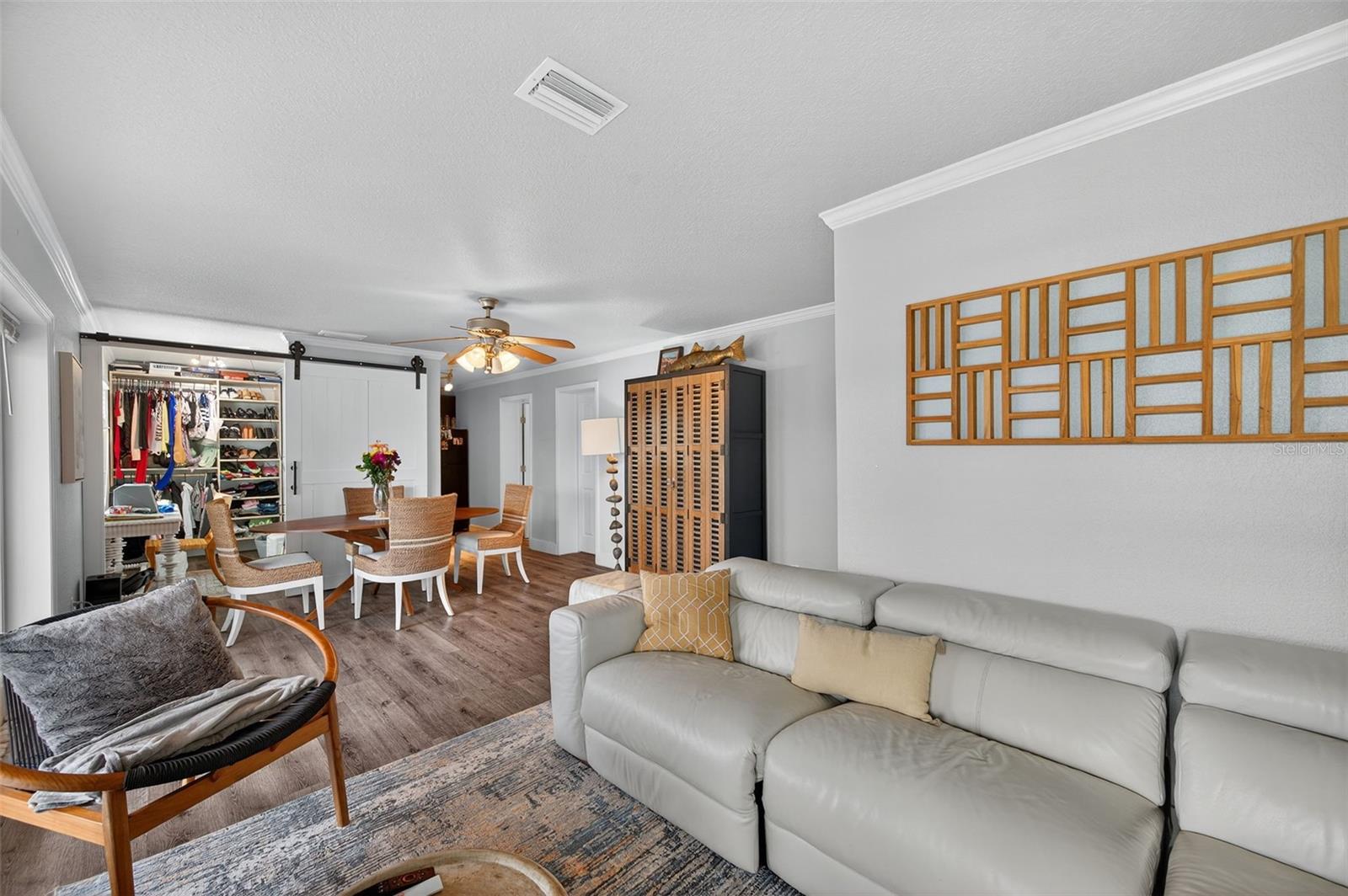 4924 BEACH DR SE #F — photo 11