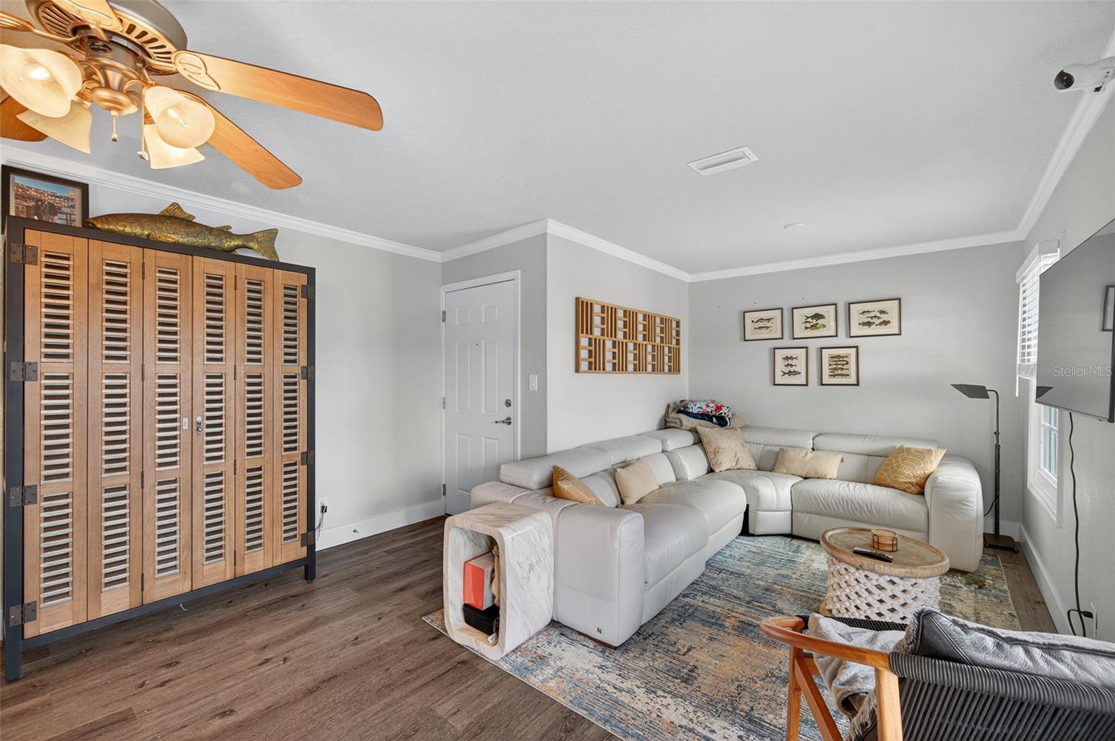 4924 BEACH DR SE #F — photo 12
