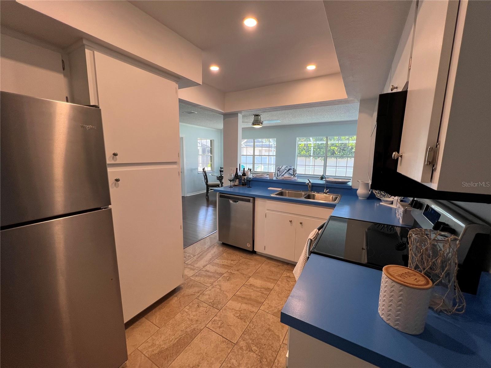 1536 PORPOISE RD — photo 20