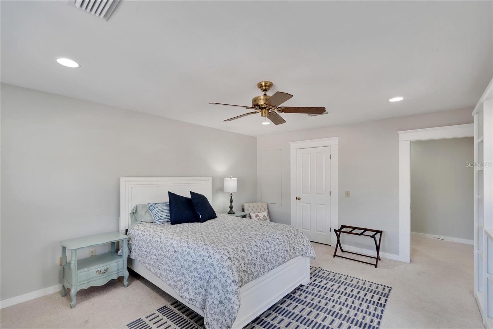 3006 W HARBOR VIEW AVE — photo 54