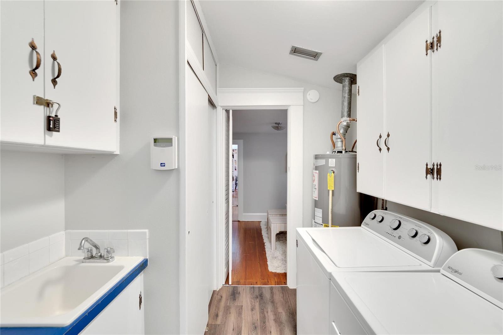 3006 W HARBOR VIEW AVE — photo 29